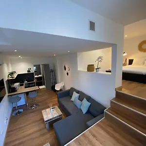 loft-rotonde_parking_wifi_clim_smart-tv_rue-calme.fr-provencehotel.com/